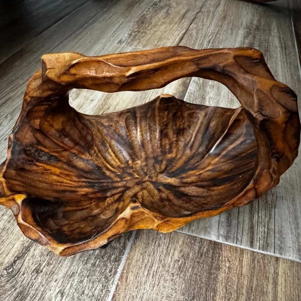 Hand Carved‎ Small Wood Basket Vintage 8